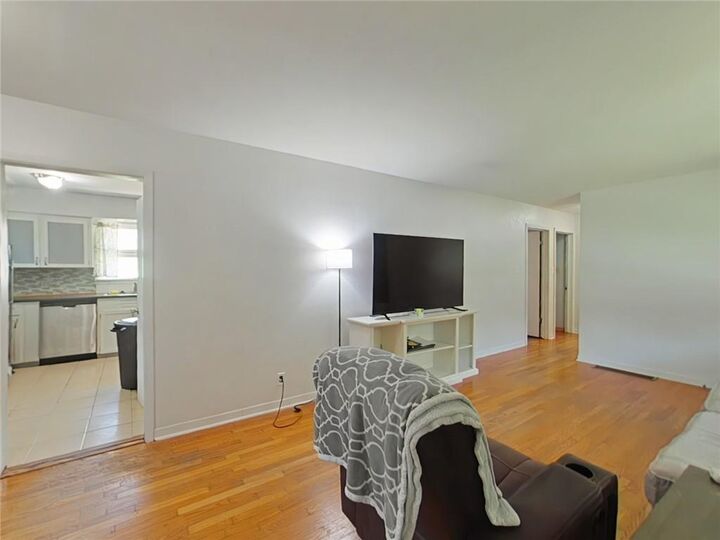 Property Photo: 2307 Valley Brook Lane MO 64503