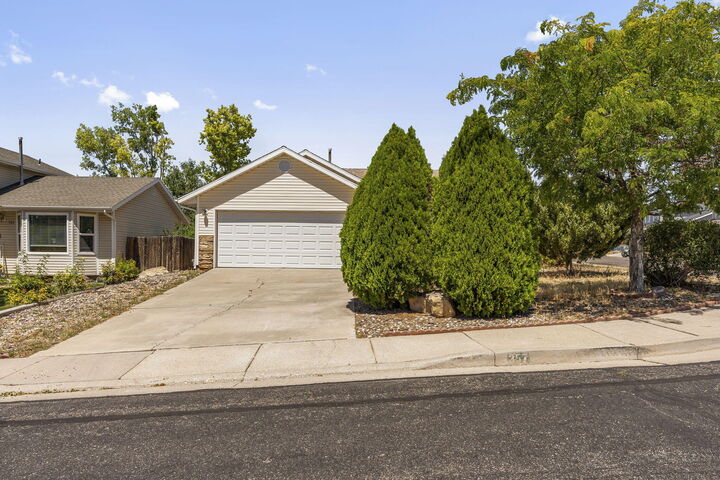 Property Photo:  357 E 2100 N  UT 84721 