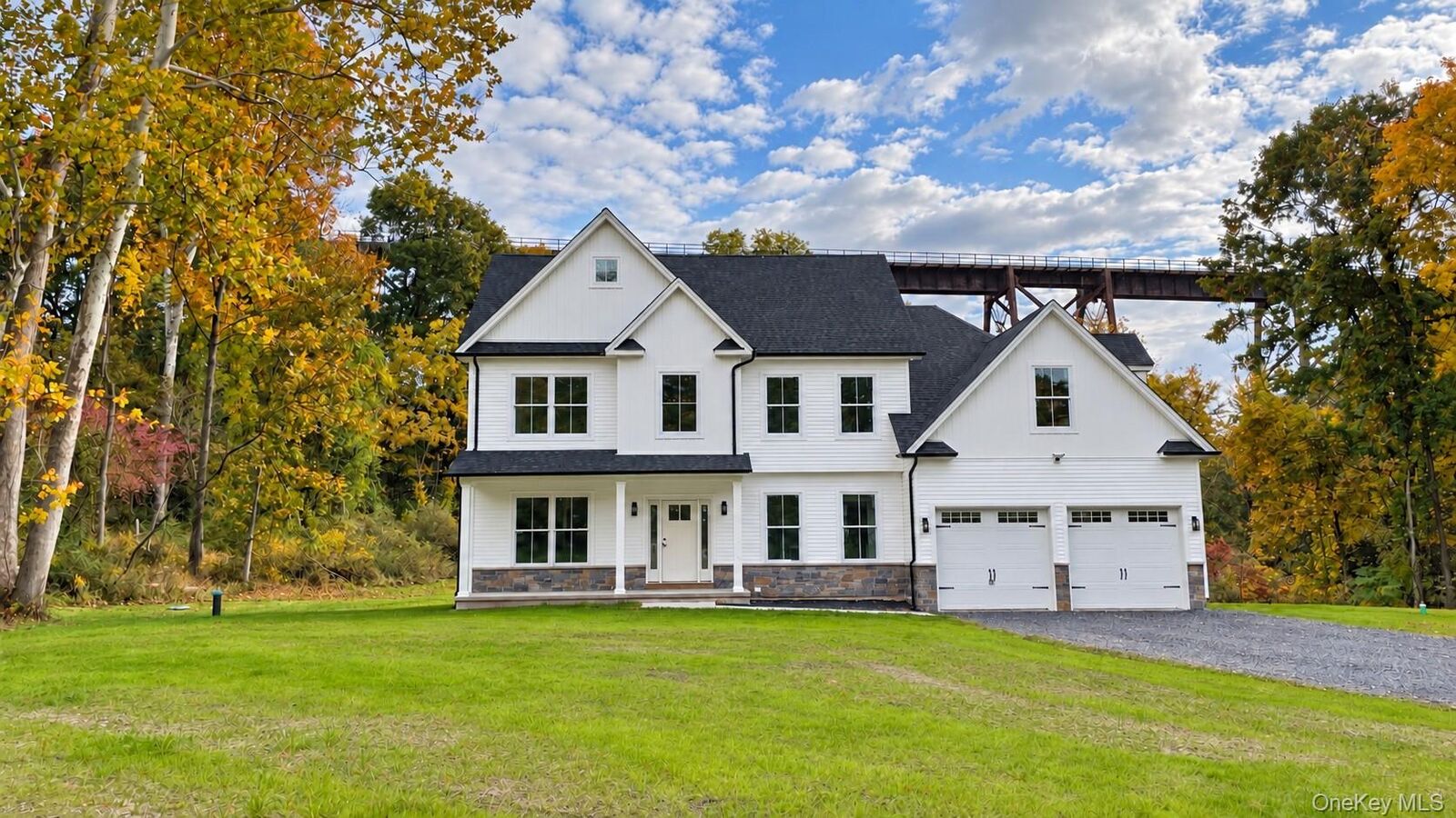 Property Photo:  4 Rosewood Lane  NY 12553 