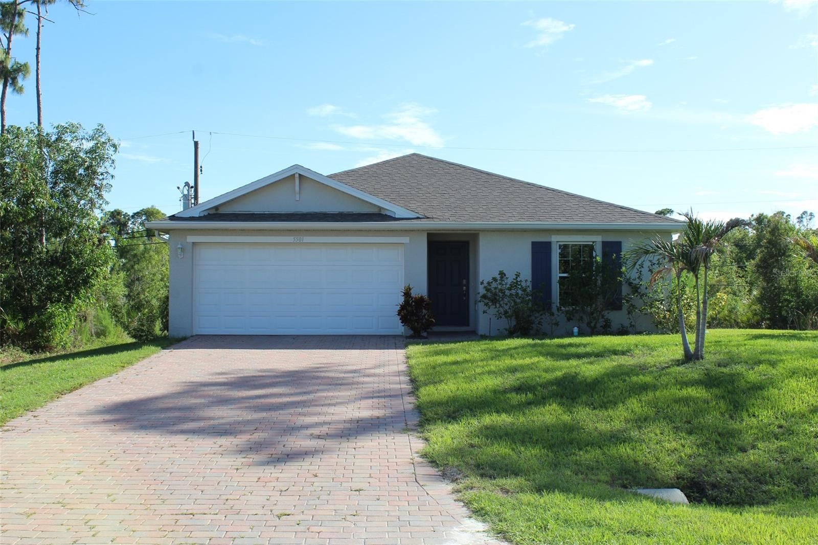 Property Photo:  5501 Kempson Lane  FL 33981 