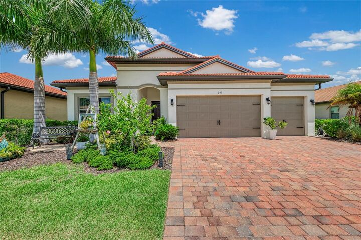 Property Photo: 292 Villoresi Boulevard FL 34275