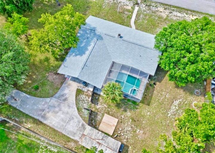 Property Photo: 2831 Ascot Lane FL 32738