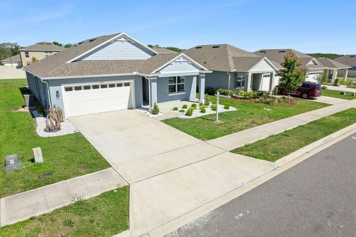 Property Photo: 5235 Mahogany Drive FL 32757