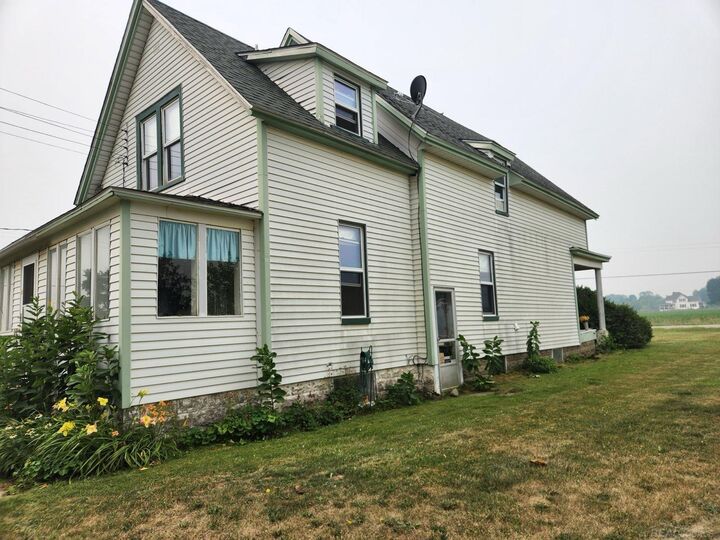 Property Photo: 71040 Omo Road MI 48062