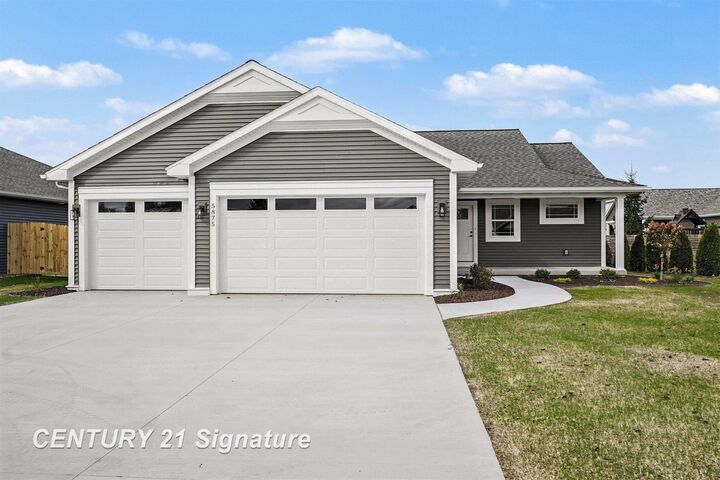 Property Photo:  5875 Diamond Meadows Lane  MI 48623 