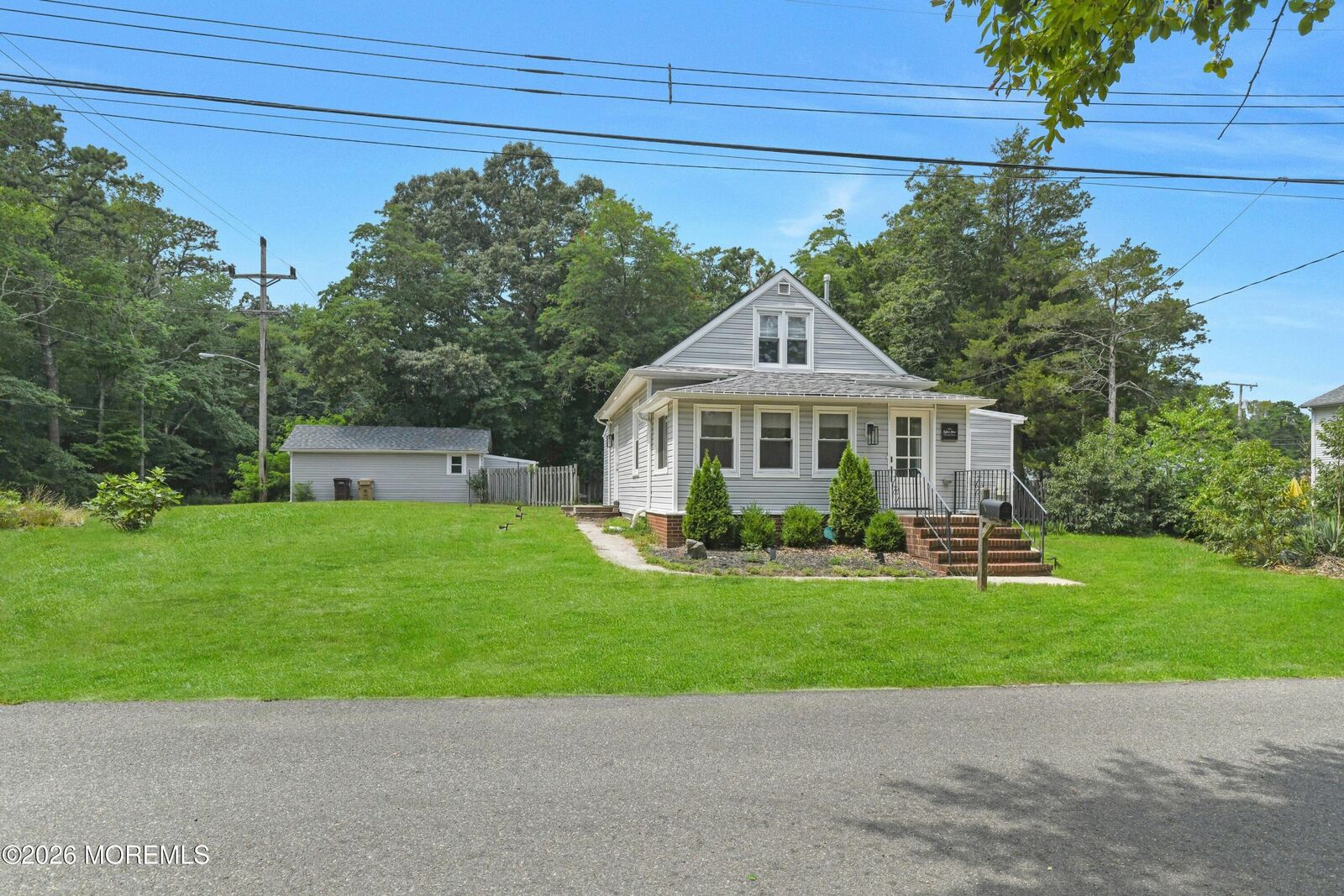 Property Photo:  914 Anglesea Avenue  NJ 08721 