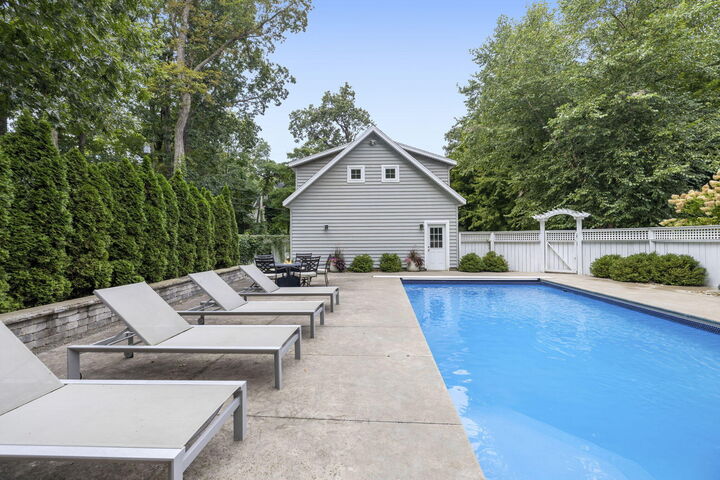Property Photo: 49200 Golfview Avenue MI 49117