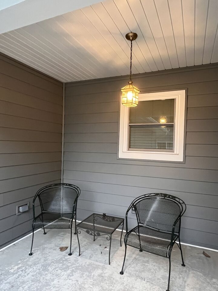 Property Photo: 650 Twisted Oak Lane IL 60089