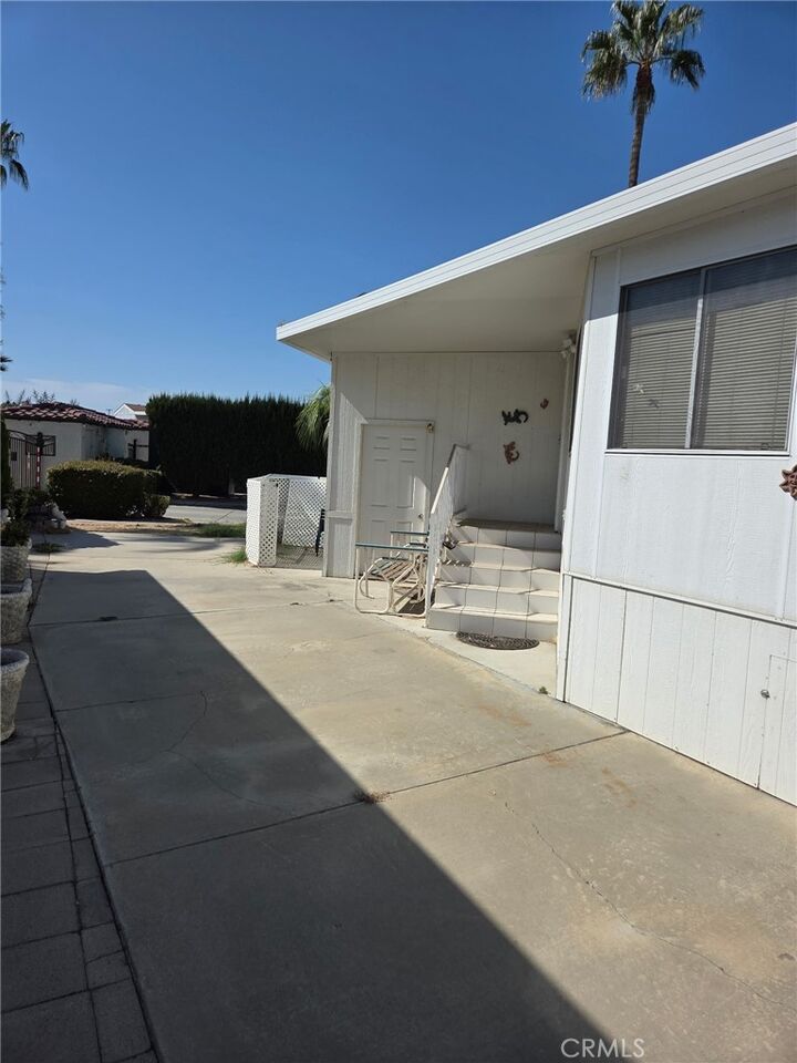 Property Photo:  1425 Prospect 75  CA 92583 