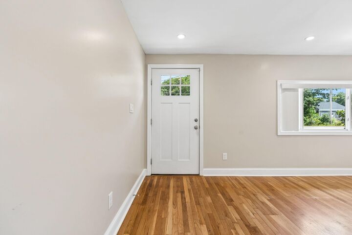 Property Photo: 874 Sanford Road ME 04090