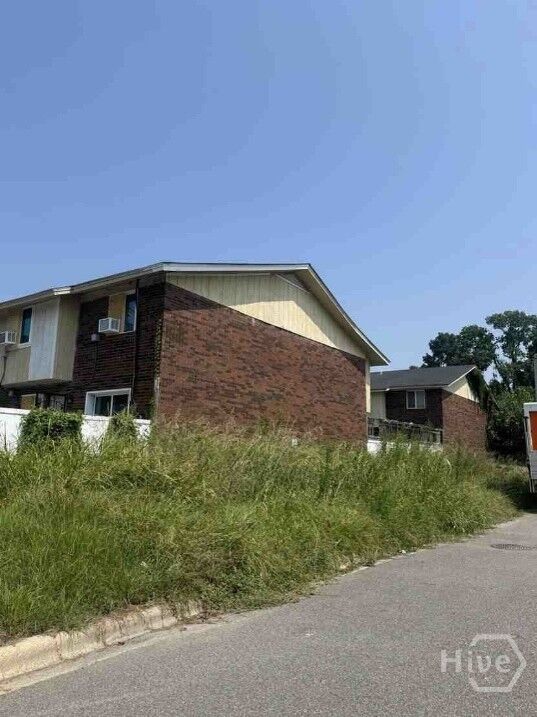 Property Photo:  8 Lewis Drive  GA 31406 