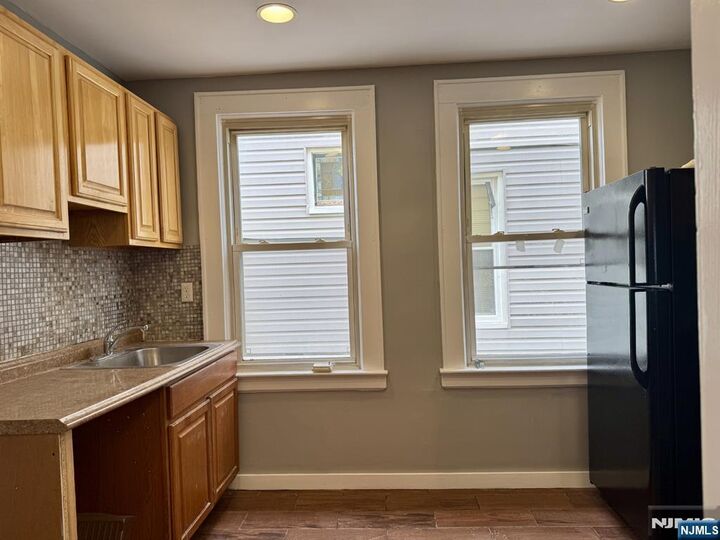 Property Photo:  145 Maple Street 2  NJ 07032 