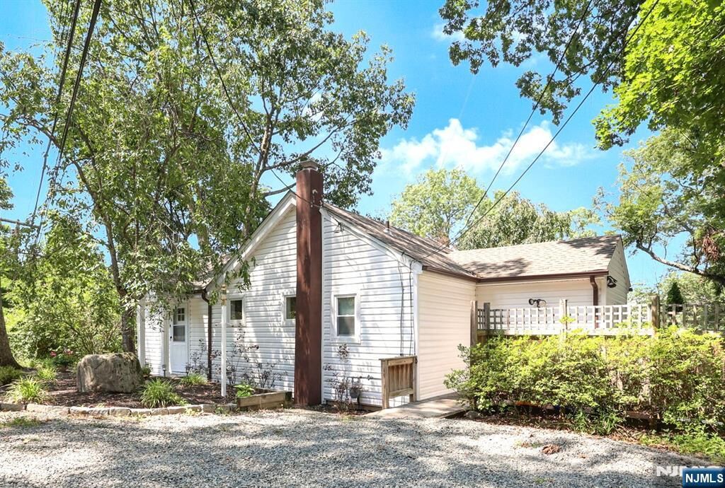 Property Photo: 74 Leather Stocking Path NJ 07035