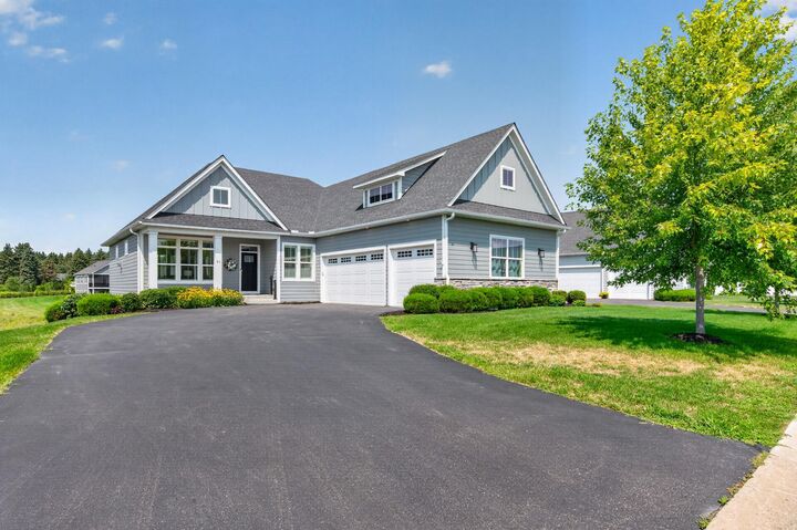 Property Photo:  37 Summit Farm Lane  MN 55110 