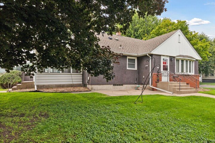 Property Photo: 409 Milton Street S MN 55102