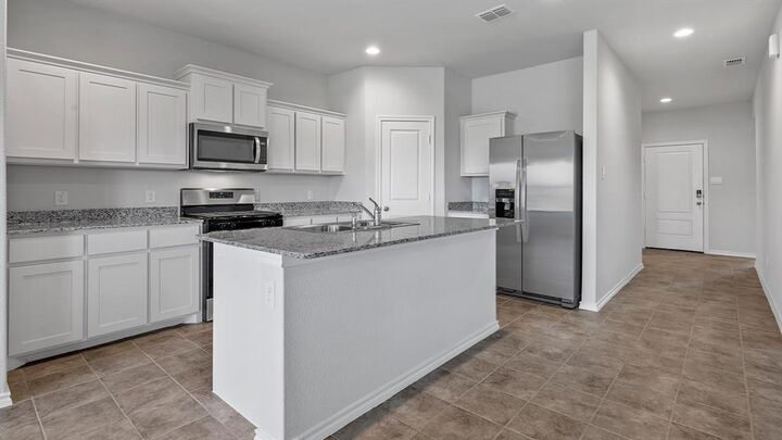 Property Photo:  2001 Fallston Drive  TX 76108 