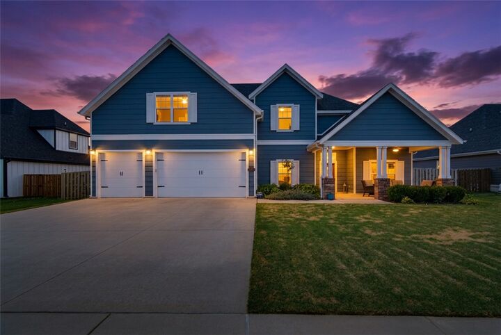Property Photo: 6420 S 60th Street AR 72758