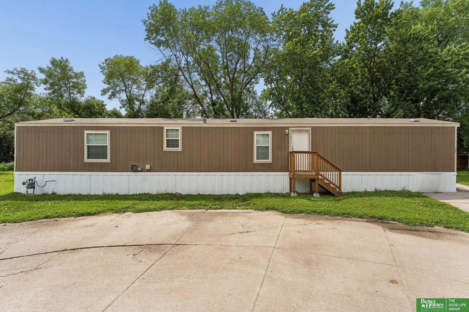 Property Photo:  1075 W 8th Street 12  NE 68649 