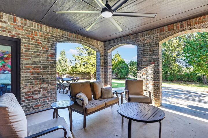 Property Photo: 800 Tacoma Bridge Court OK 73034