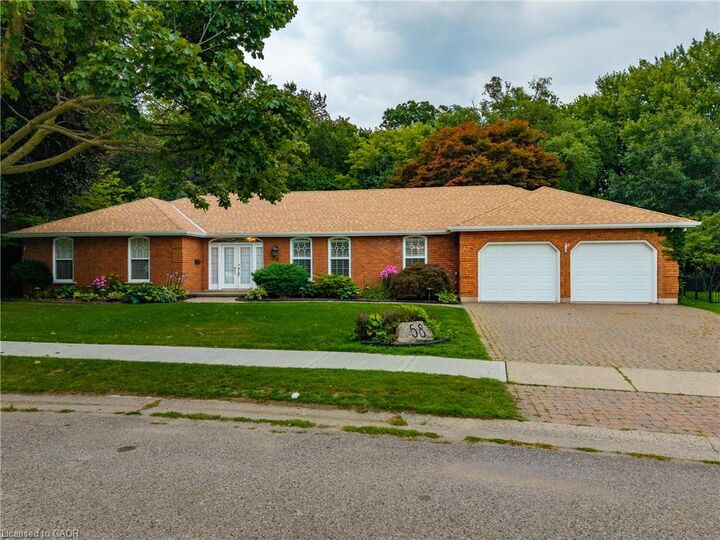 68 Royal Oak Drive — photo 1