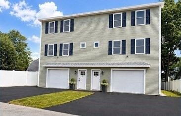 Property Photo:  28 Quigley Ave 28  MA 01863 