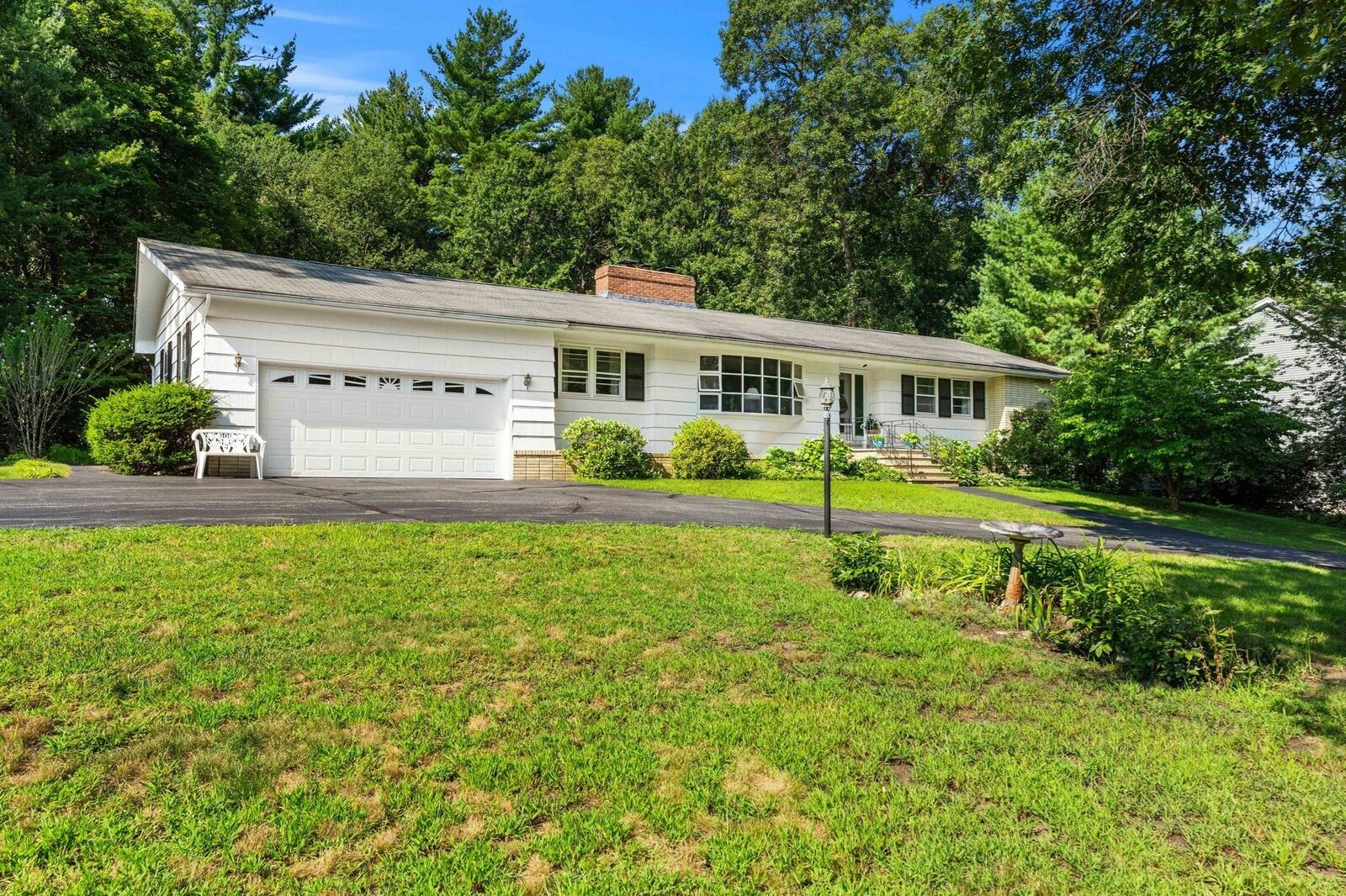 Property Photo:  437 Salem St  MA 01845 