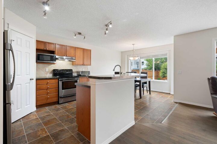 Property Photo: 818 Copperfield Boulevard SE AB T2Z 4R7
