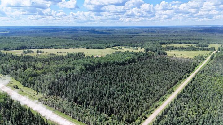 Property Photo: NE-16-53-11-W5 Range Road 113 AB T0E 2M0