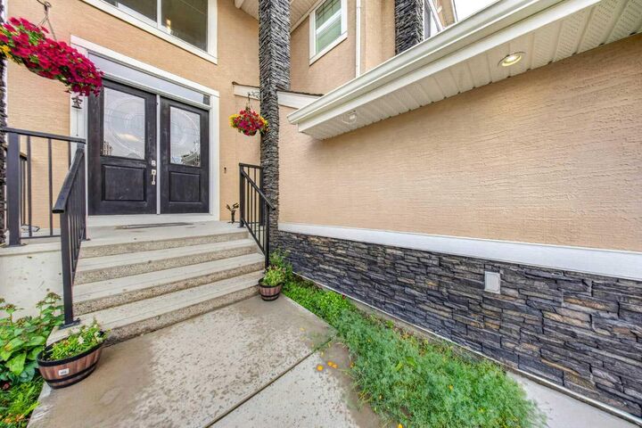Property Photo: 160 Kinniburgh Circle AB T1X 0P8