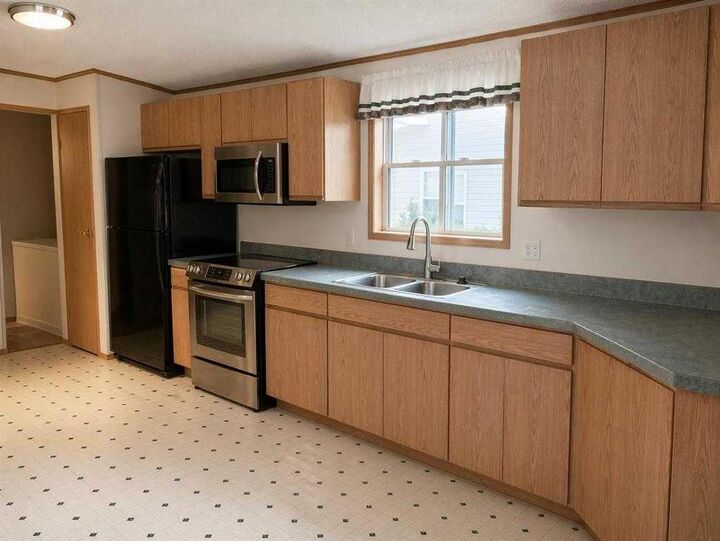 Property Photo:  7 Doubletree Way  AB T1P 1M8 