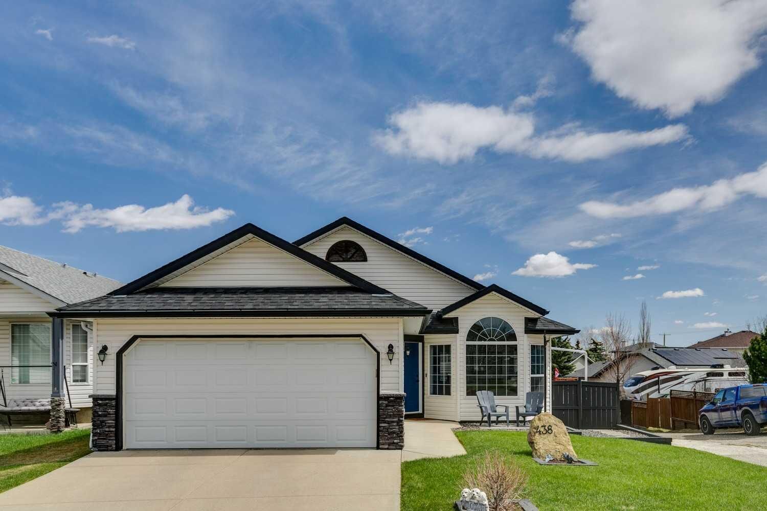 Property Photo: 438 Sheep River Point AB T1S 1S3