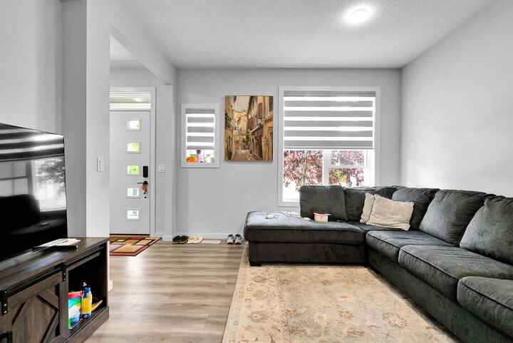 Property Photo: 273 Lucas Avenue NW AB T3P 1S3