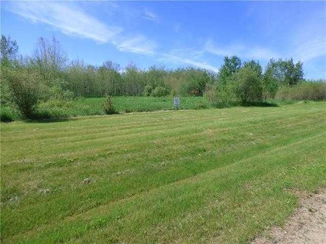 Property Photo:  113 67080 Mission Road  AB T0A 2C0 