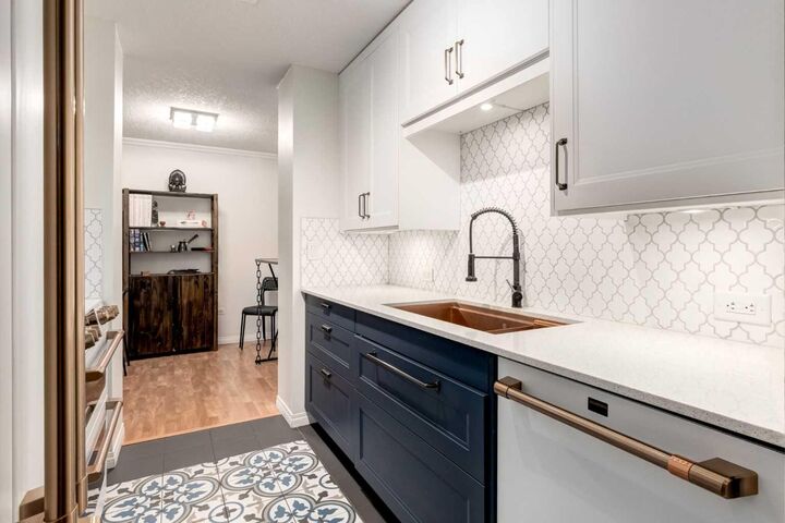 Property Photo: 1414 12 Street SW 503 AB T3C 3T1