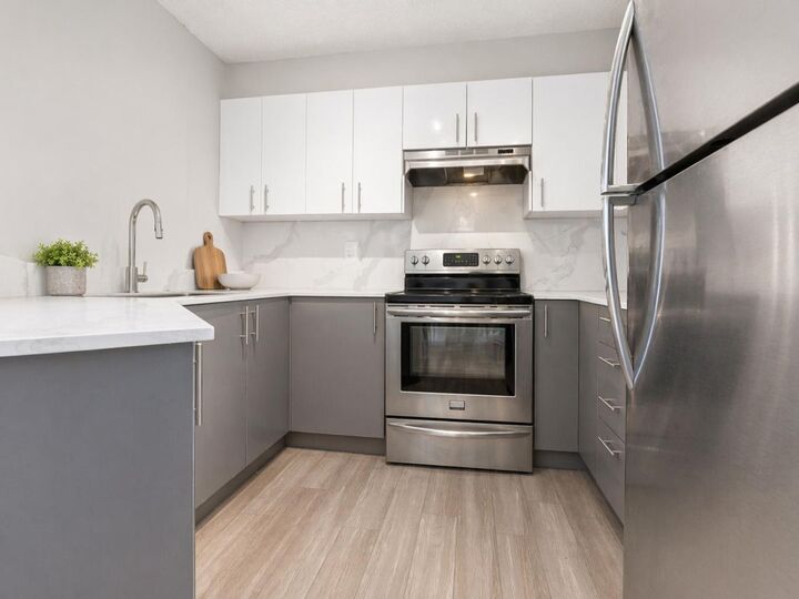 Property Photo:  1111 6 Avenue SW 1408  AB T2P 5M5 