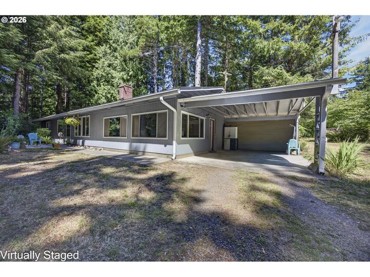 Property Photo: 5665 Peninsula Rd OR 97439