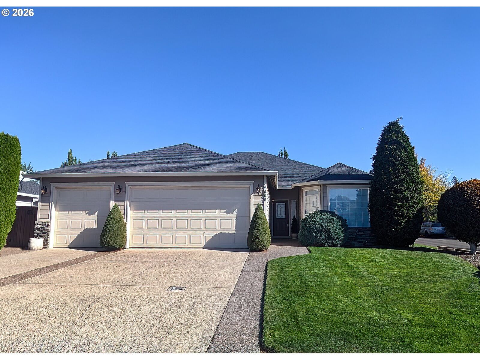 Property Photo:  17508 NE 29th St  WA 98682 