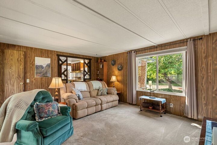 Property Photo: 1642 Antles Avenue WA 98801