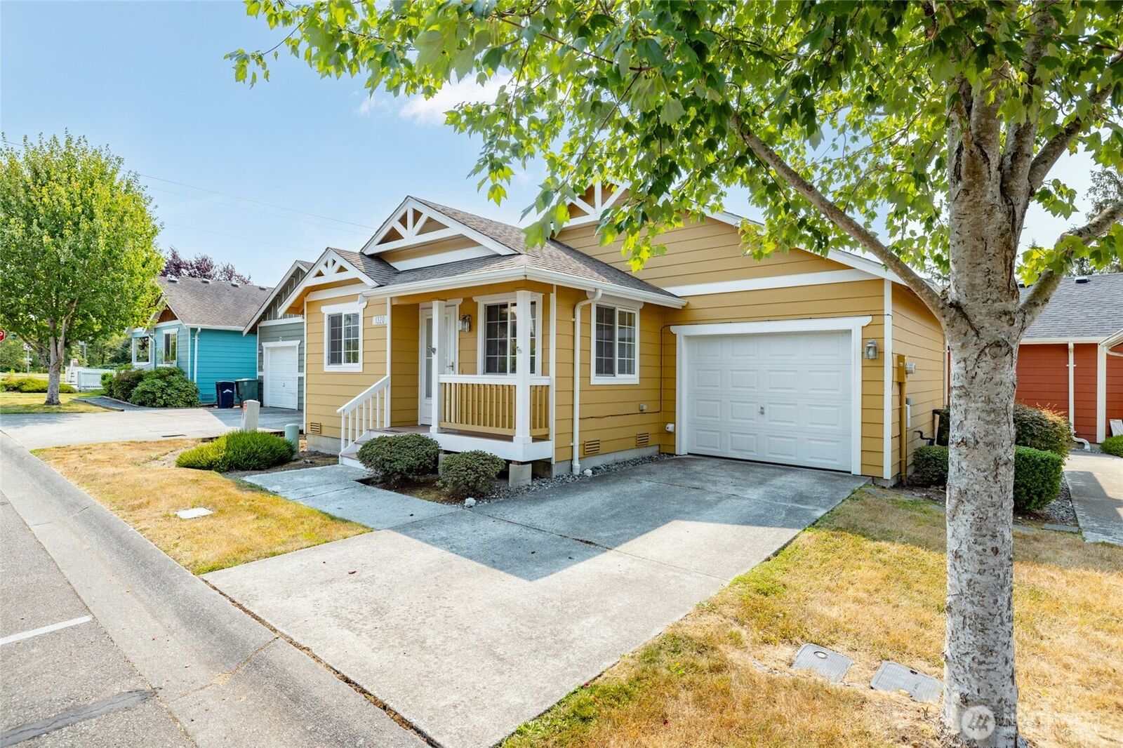 Property Photo: 1320 Wildflower Way WA 98284