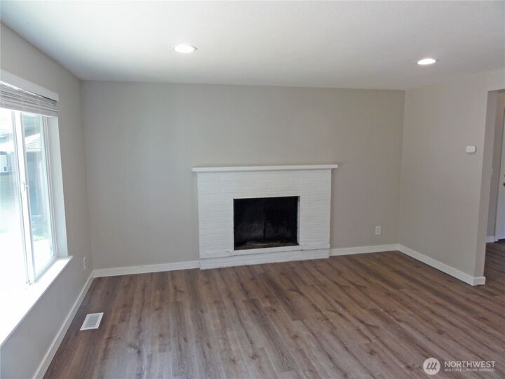 Property Photo: 3646 S 292nd Place WA 98001