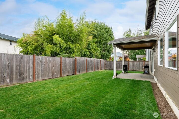 Property Photo:  919  Joan Drive  WA 98294 