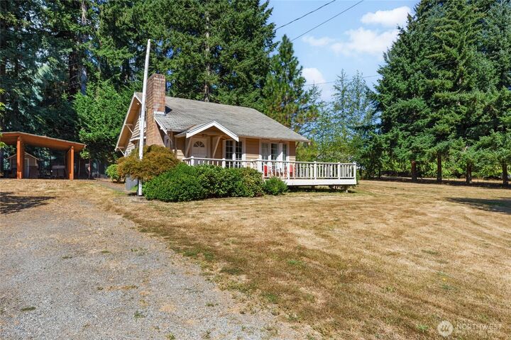 Property Photo: 10655 132nd Avenue NE WA 98033