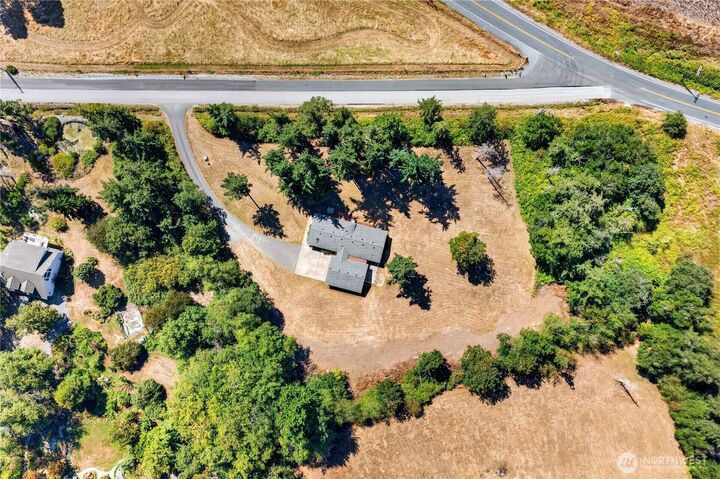 Property Photo: 12953 Marihugh Road WA 98273