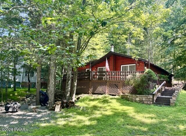 Property Photo:  1179 Beaver Lake Drive  PA 18436 
