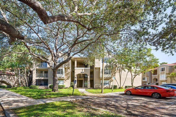 Property Photo: 1825 Palm Cove Boulevard 7-306 FL 33445