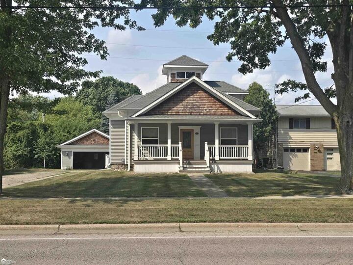 Property Photo: 1001 Coutant Street MI 48433