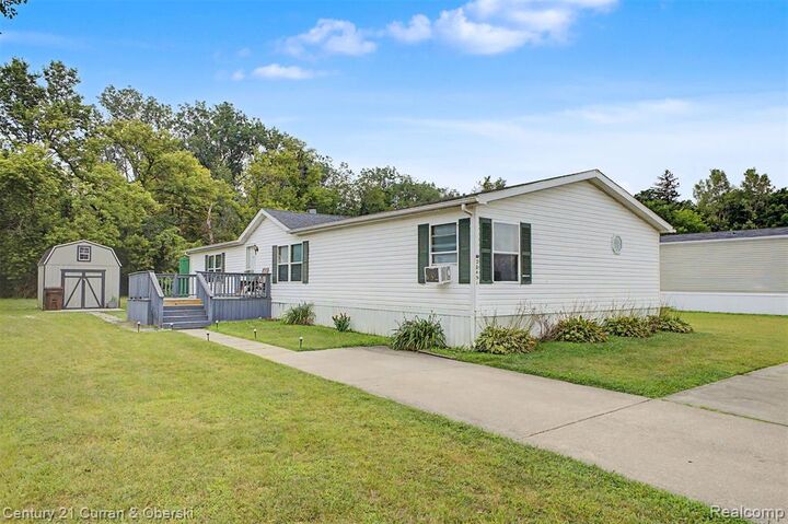 Property Photo: 28451 Spruce Drive MI 48134