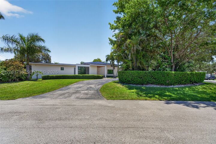 Property Photo:  8880 SW 149th St  FL 33176 