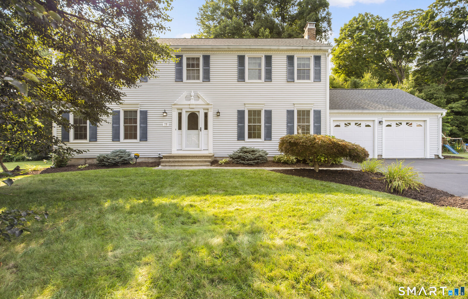 Property Photo: 75 Meadow Brook Place CT 06410