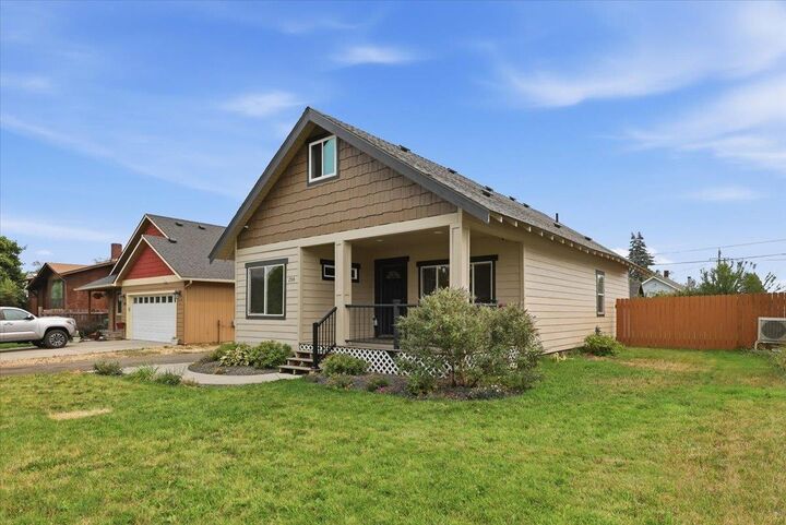 Property Photo: 2914 N Nelson St WA 99207